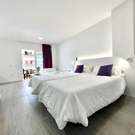 Estudio Reformado, Wifi, 4 Minutos A Pie De La Playa En Lejlighed