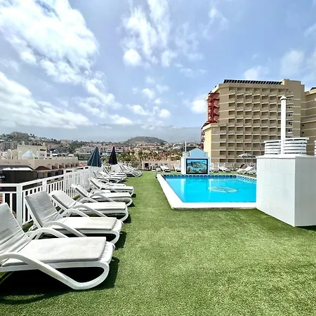 Estudio Reformado, Wifi, 4 Minutos A Pie De La Playa En